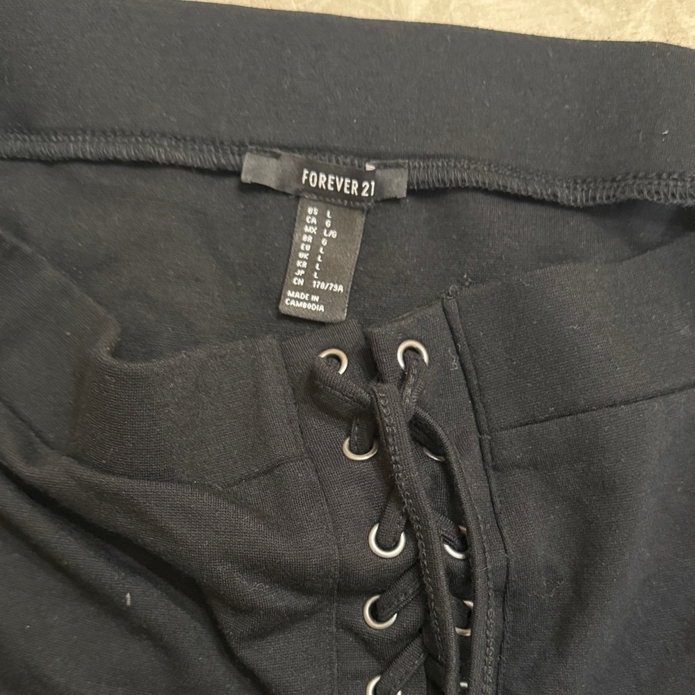 Forever‎ 21 Black Lace-Up Mini Skirt - Picture 3 of 3